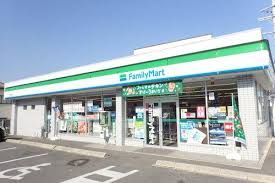 コンビニ　ファミリーマート 堺鳳西町店（コンビニ）まで140m