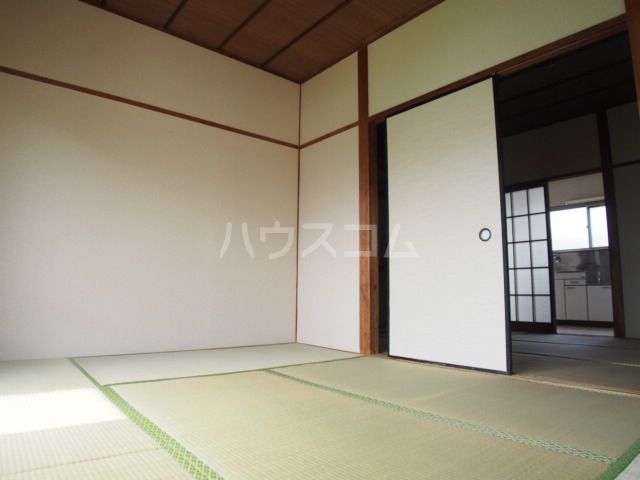 第二戸張荘の居間写真