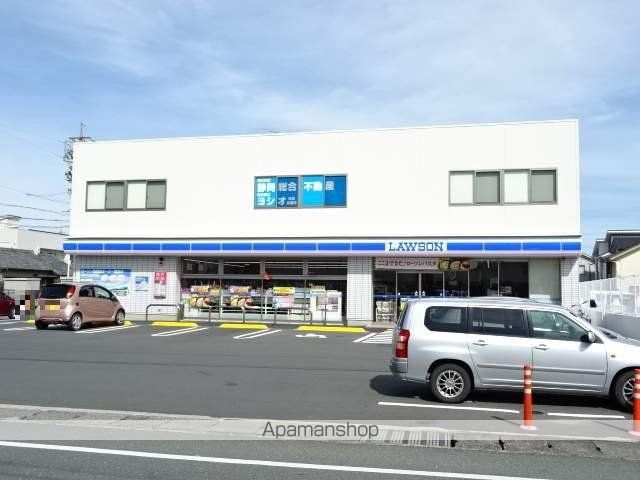 コンビニ　ローソン（コンビニ）まで348m