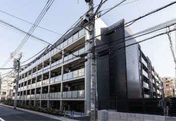 東京メトロ丸ノ内線 四谷三丁目駅 徒歩3分 築4年
