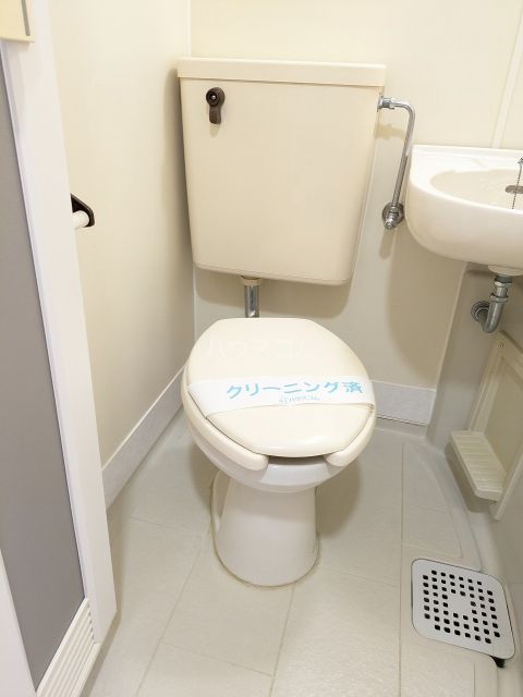 コパーズアプト港南VIパートIIのトイレ写真