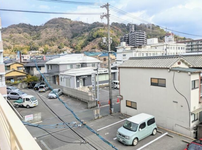 眺望　交通量も少なく安心です。