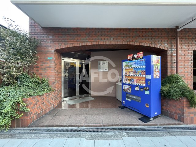 エントランス　リエス桜川　エントランス