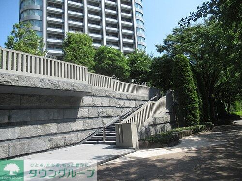 その他　建物外観周辺階段　※2019年04月の写真