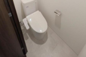 トイレ　別部屋参考写真