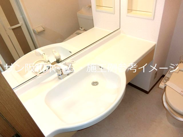 ＪＲ関西本線 志紀駅 徒歩10分 2階建 築22年の内装写真