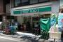 コンビニ　ローソンストア１００大塚北口店（コンビニ）まで85m