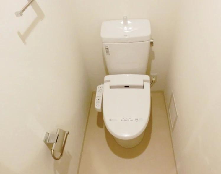 トイレ　※同マンション別室参考写真