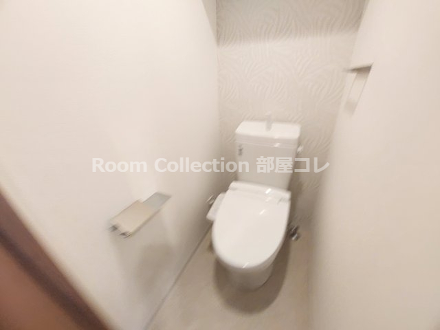 トイレ　※同物件他部屋写真 反転、色違いの場合有 現況優先