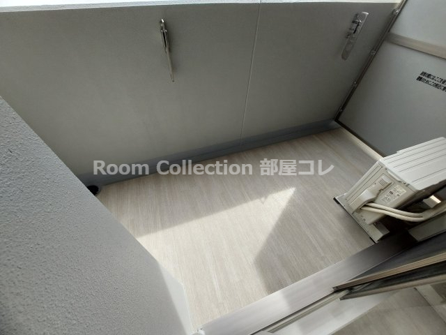バルコニー　※同物件他部屋写真 反転、色違いの場合有 現況優先