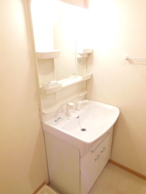 洗面設備　☆忙しい朝の強い味方の独立洗面台☆
