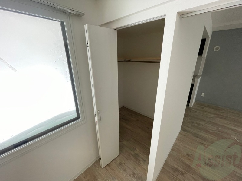 収納　寝室の収納です。部屋がすっきり片付きます。