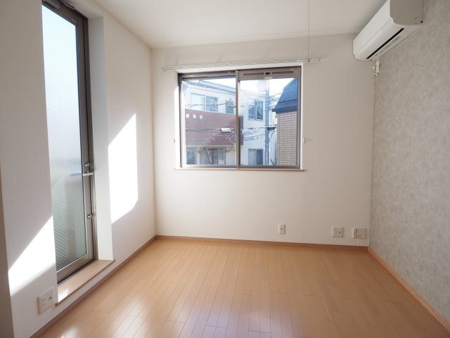居室・リビング　※同物件別部屋参考写真