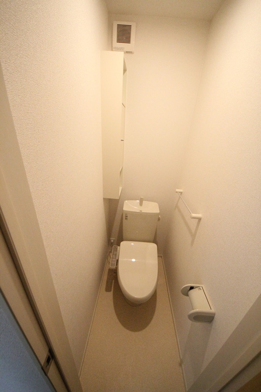 モデルノ リヴァーのトイレ写真