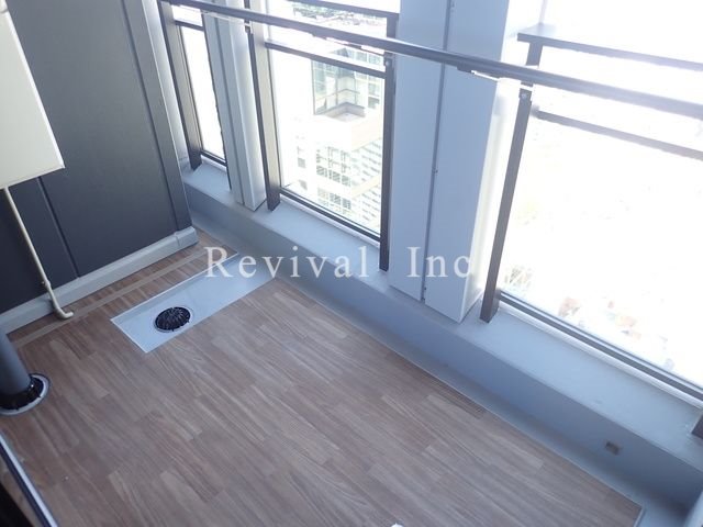 バルコニー　広々したバルコニーがございます