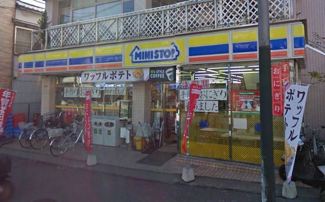 コンビニ　ミニストップ久里浜4丁目店（コンビニ）まで1020m