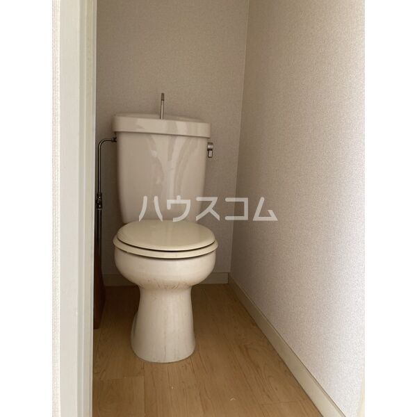 【日進市栄のアパートのトイレ】