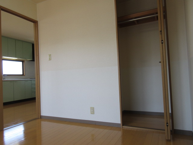 収納　荷物もすっきり片付きます。