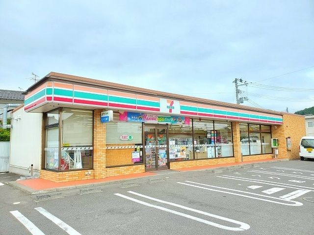 【白石市郡山のアパートのコンビニ】