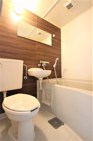 バス・シャワールーム