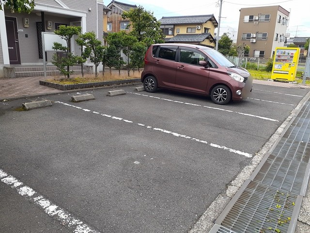 【ノ－スコア北府IIの駐車場】