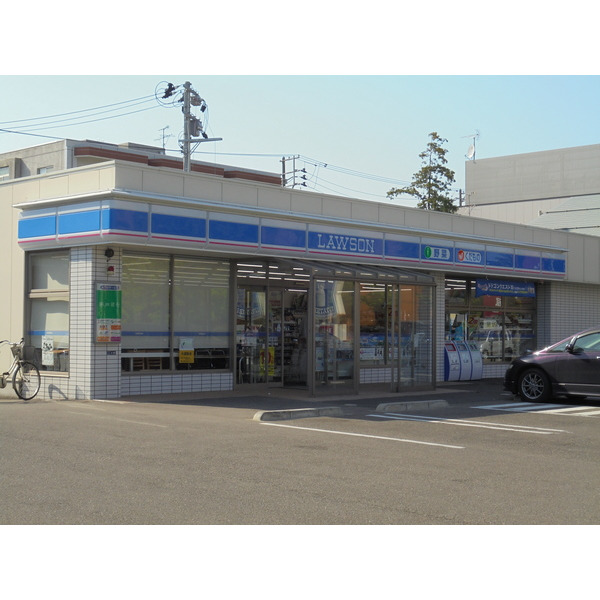 コンビニ　ローソン三条旭町二丁目店（コンビニ）まで375m