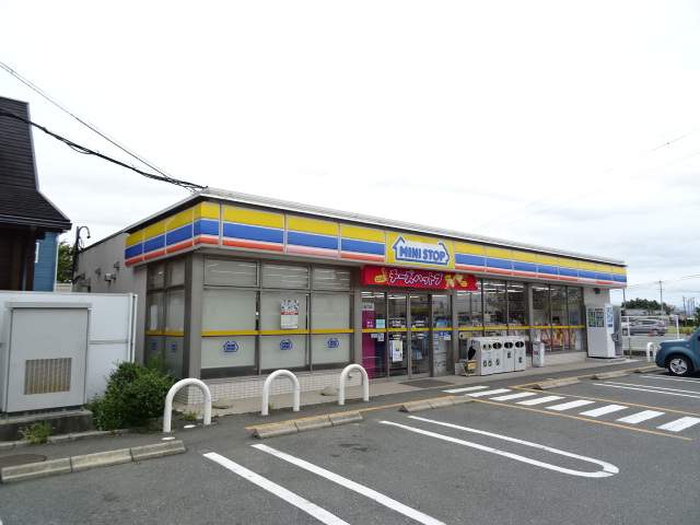 コンビニ　ミニストップ（コンビニ）まで7981m