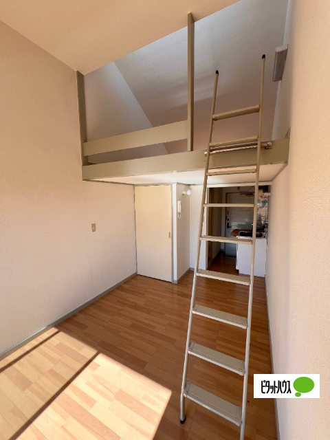 居室・リビング　■角部屋