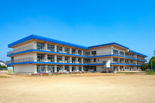 小学校　鹿嶋市立鉢形小学校（小学校）まで808m