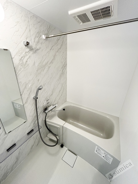 バス・シャワールーム　あったかお風呂ひんやりお風呂、洗濯物も乾かせる浴室暖房乾燥