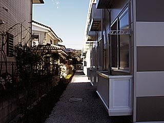 バルコニー　南東向きで日当たり良好です。