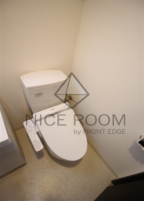 トイレ　エステムコート新大阪Xザ・ゲート　トイレ