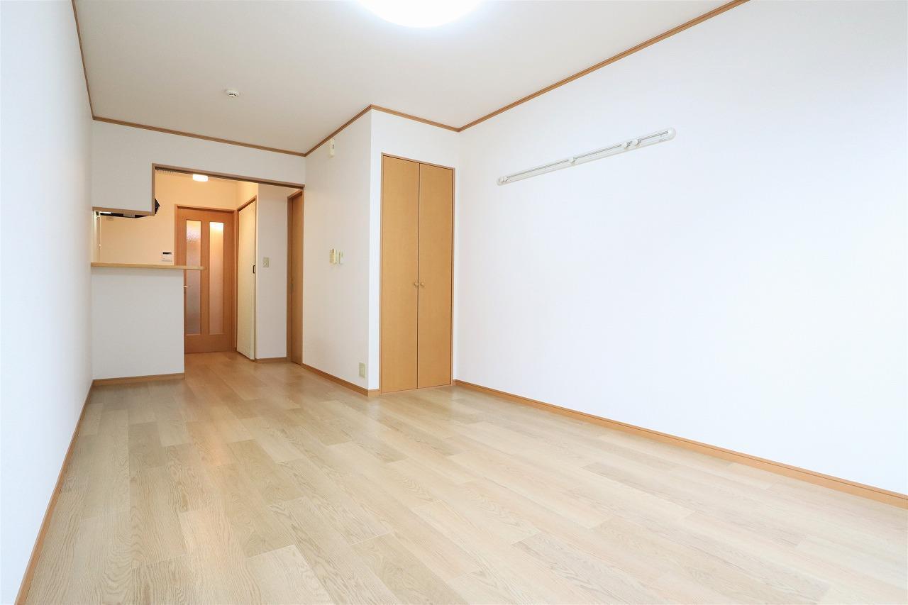 その他　広々11帖の洋室です♪