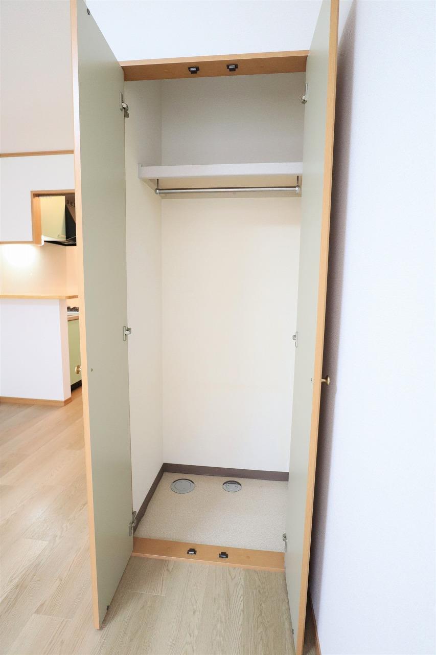 その他　クローゼットは奥行があります