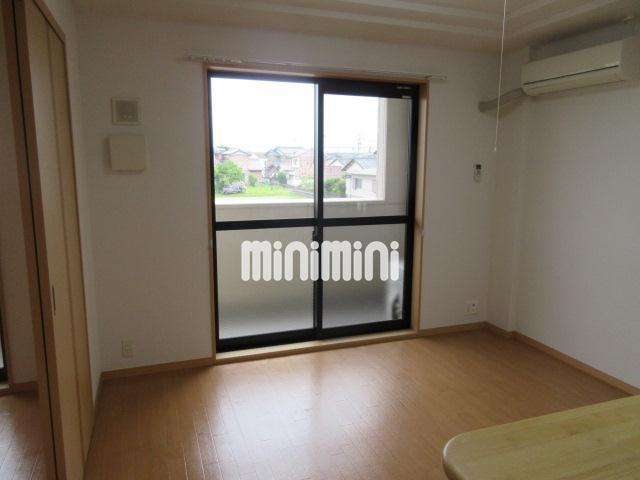 眺望　エアコン付きの快適なリビング。