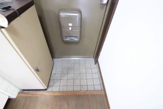 玄関　※別室の写真です