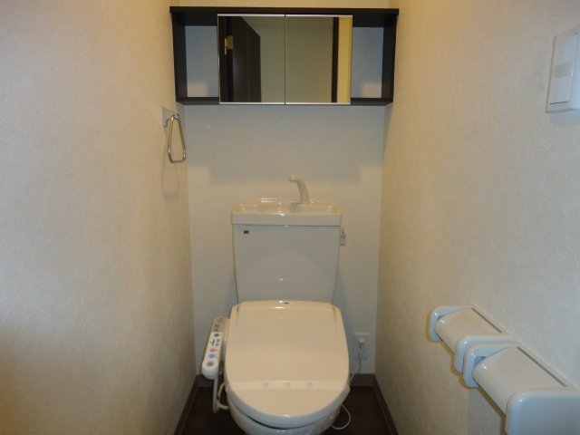 トイレ　シャワー付トイレ（イメージ）