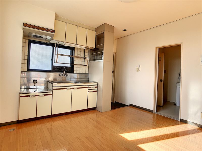 居室・リビング　※写真は同物件の別部屋です