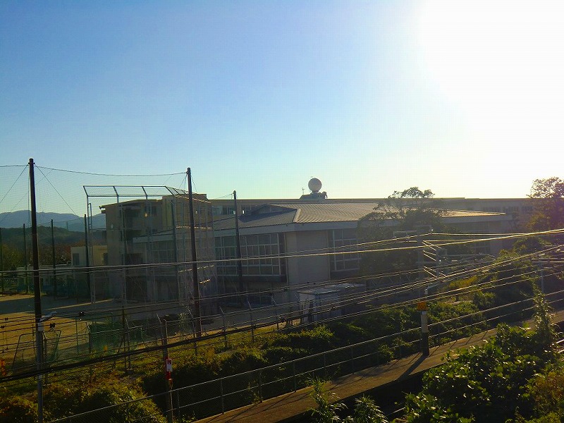 中学校　城山中学校（中学校）まで150m