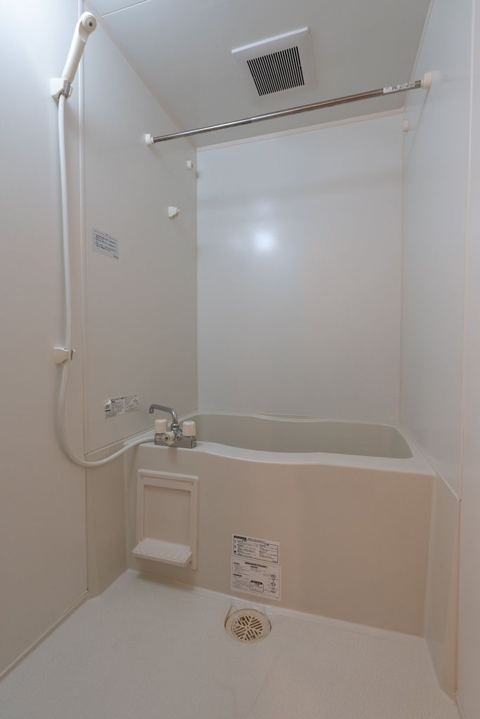 バス・シャワールーム　バス