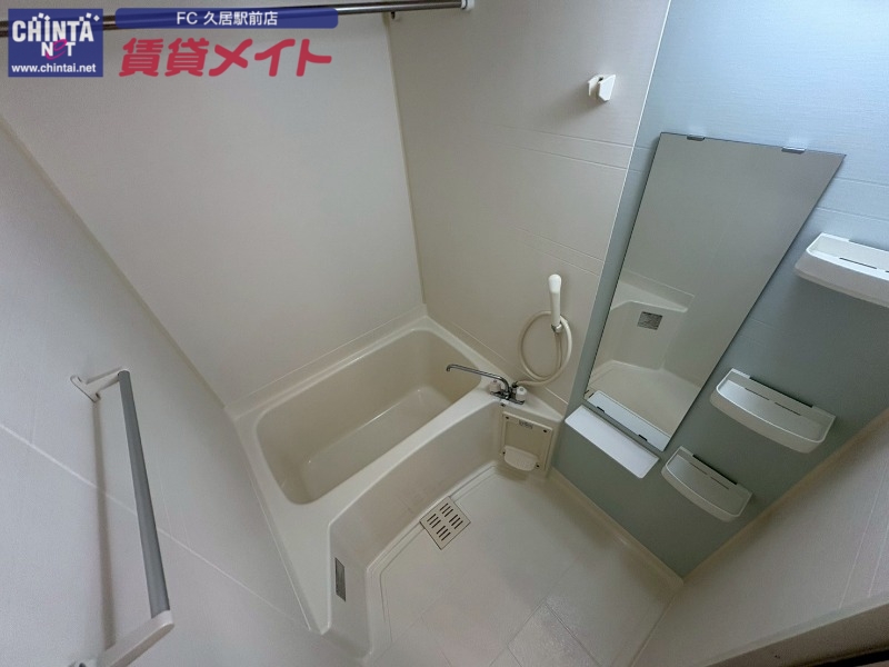 バス・シャワールーム　同型参考写真