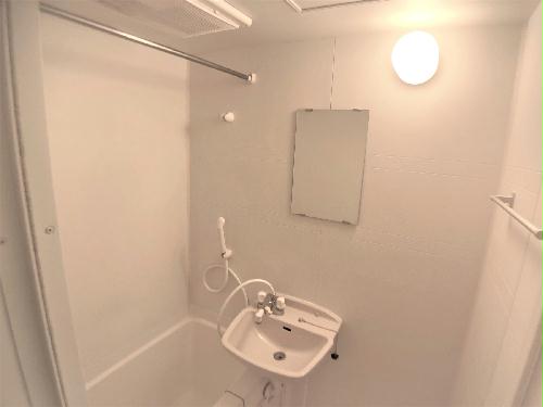 バス・シャワールーム　設備・仕様は号室により異なる為、現況を優先致します。