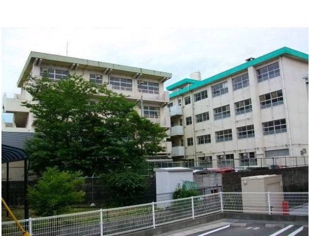 小学校　北九州市立　湯川小学校（小学校）まで600m
