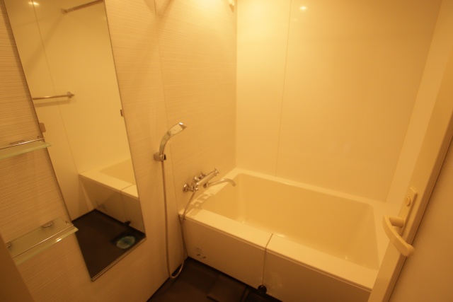 バス・シャワールーム　別室の参考写真です。※現況優先