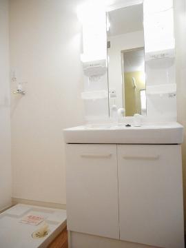 洗面設備　洗髪洗面化粧台