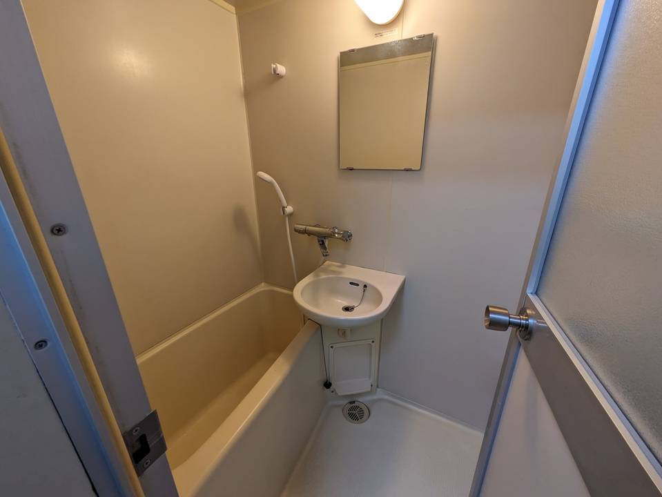 バス・シャワールーム　浴室