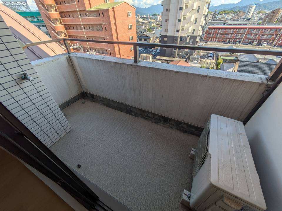 バルコニー　バルコニー