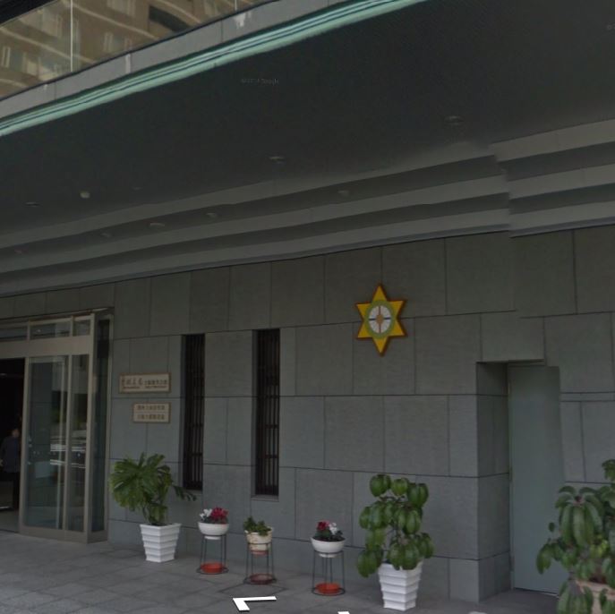 小学校　大阪市立南大江小学校（小学校）まで680m