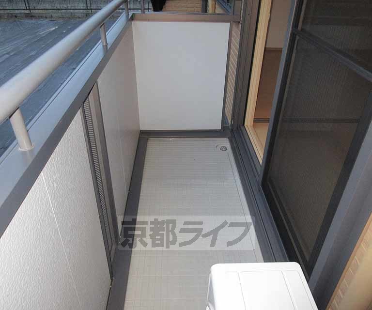 バルコニー　洗濯物も十分干せますね！