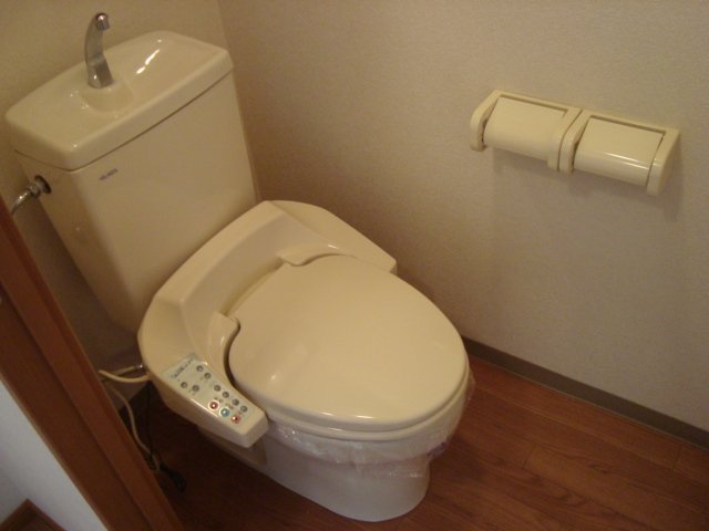 トイレ　シャワー付トイレ